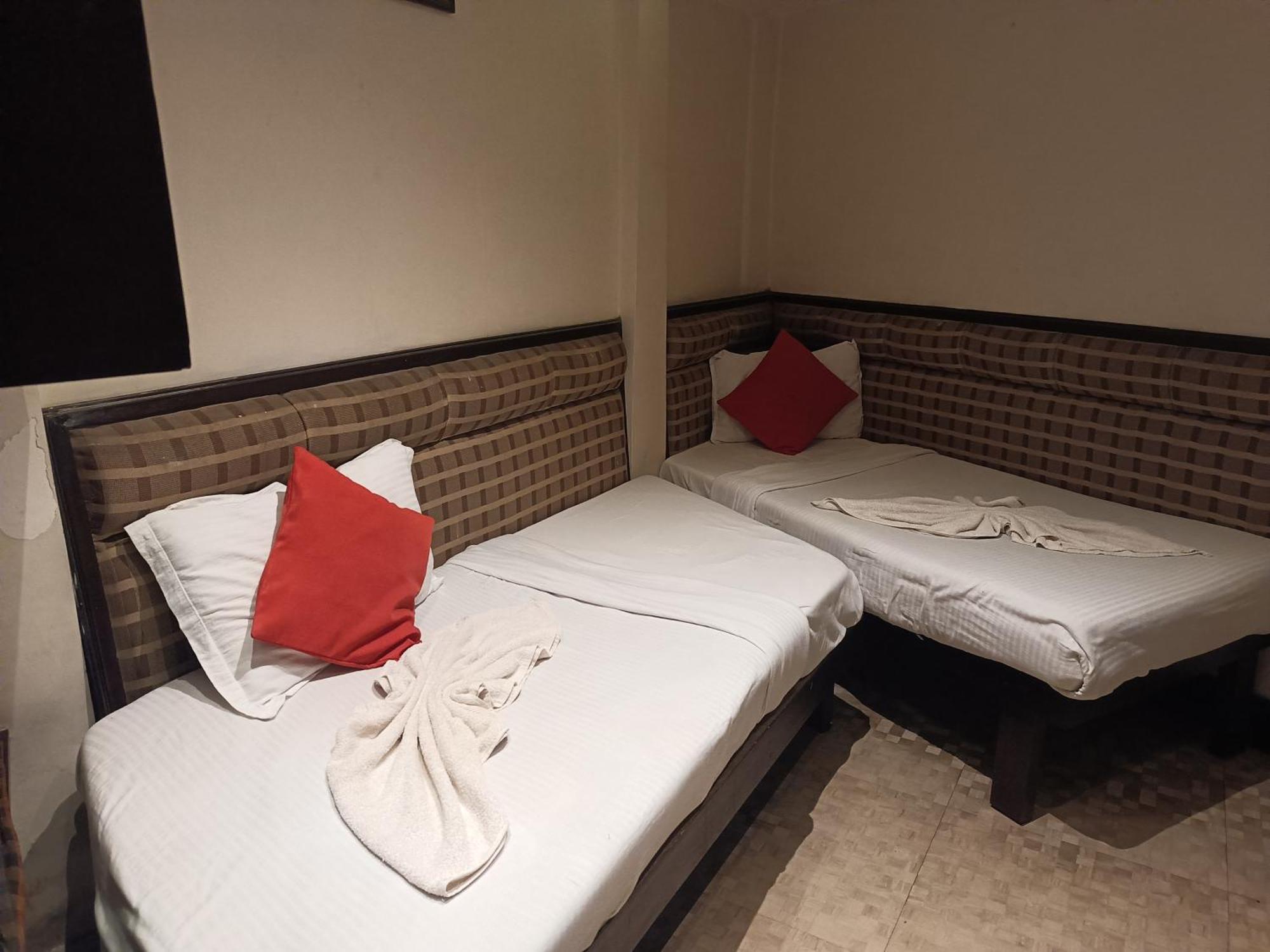 Hotel Serene Σιλόνγκ Εξωτερικό φωτογραφία